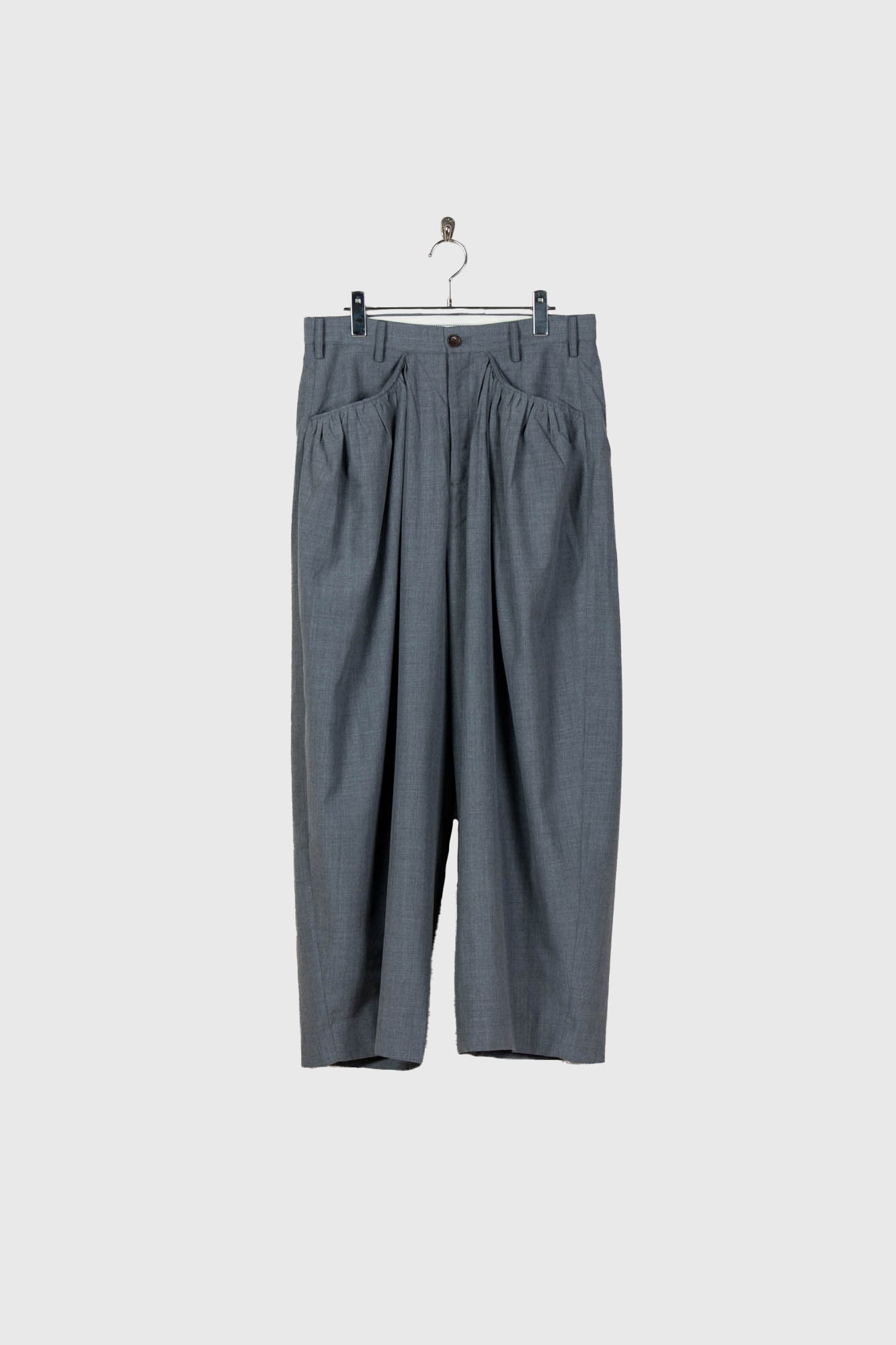 KHOKI スラックス Gather-detail wool gabardine pants | スラックスKHOKI（コッキ）公式
