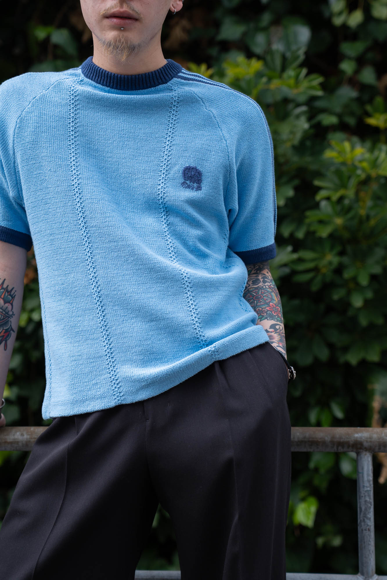 KNITTED TRAINING T-SHIRT