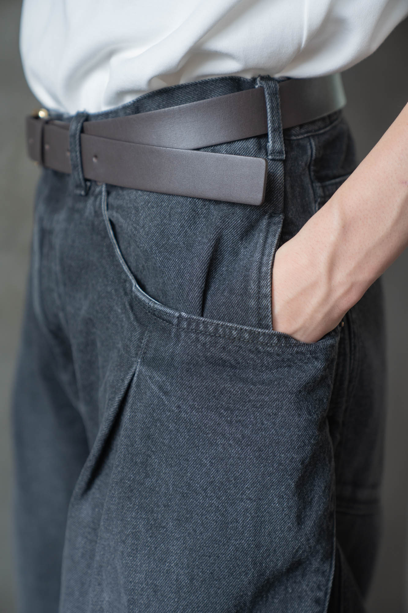 3D cutting denim pants
