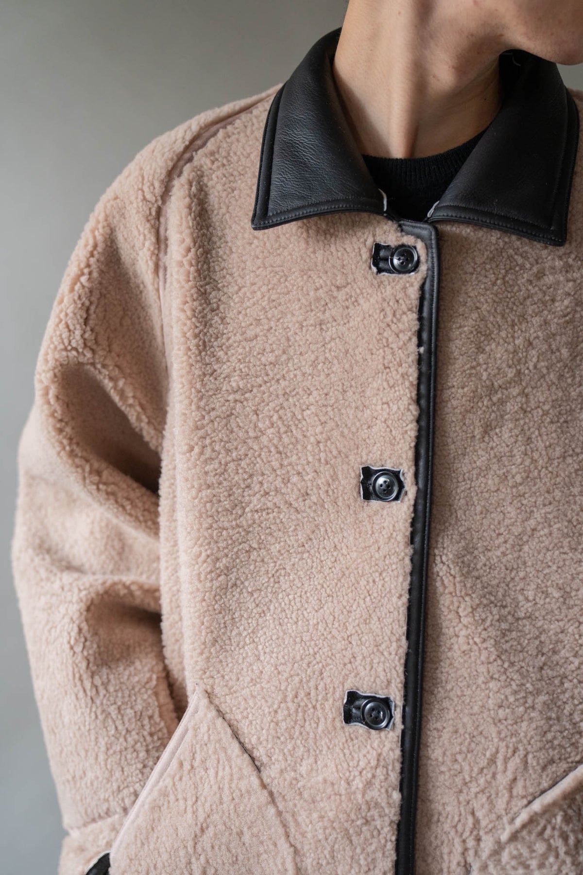 REVERSIBLE MOUTON BLOUSON