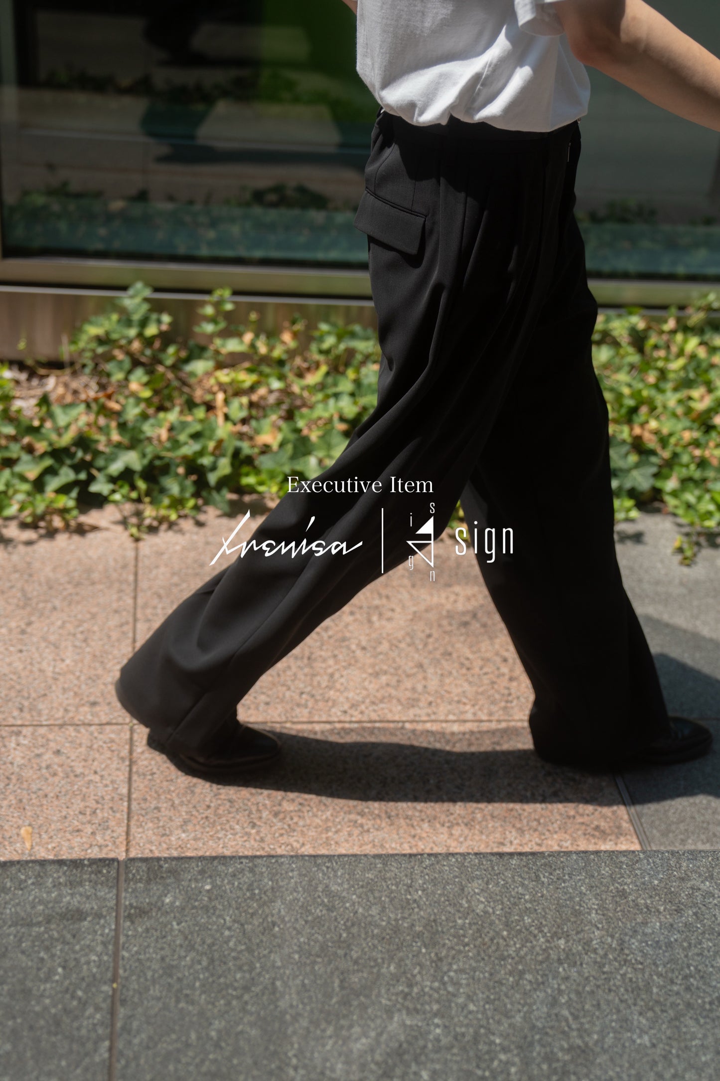 sign別注 TWO TUCKS WIDE TROUSERS
