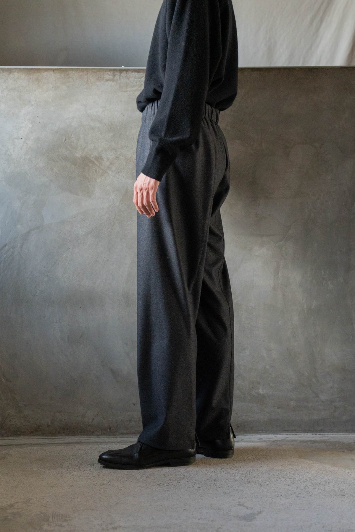 Drawstring Trousers in Wool Flannel