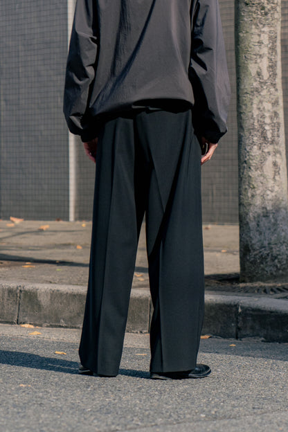 TWO TUCKS WIDE TROUSERS