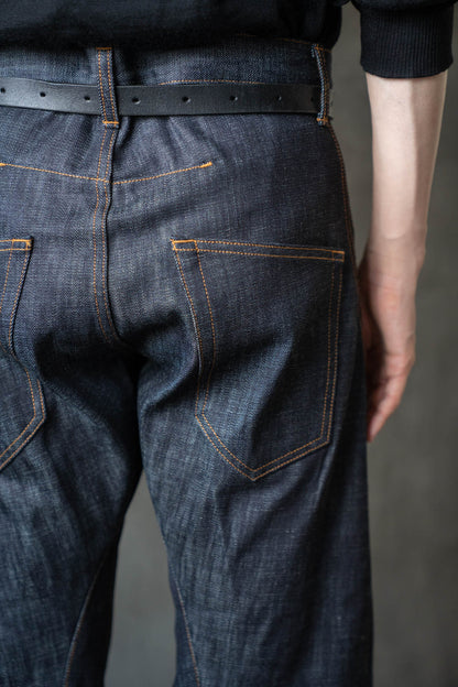 3D TWISTED JEANS