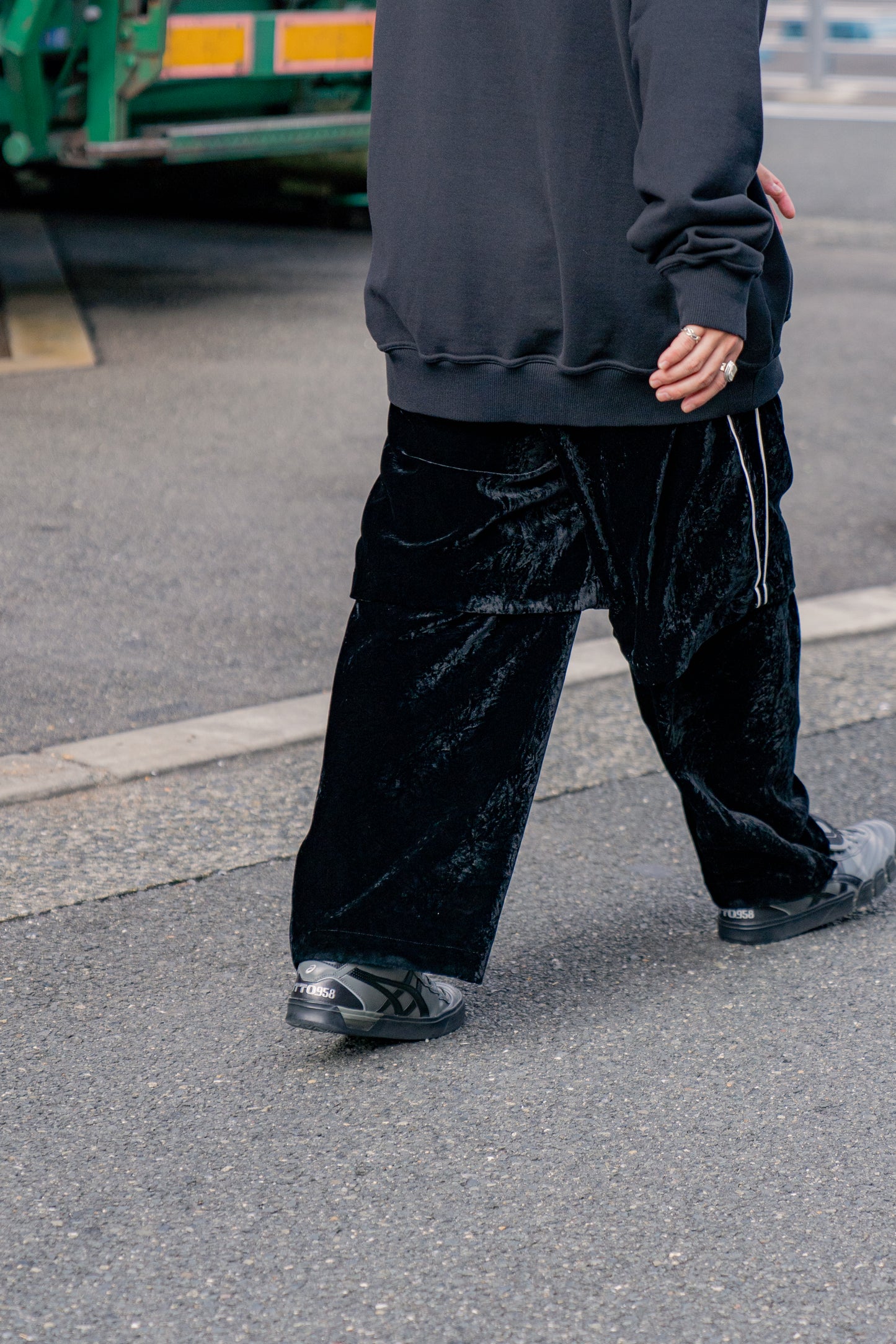 VELVET TRANSFORM EASY TRACK PANTS .12