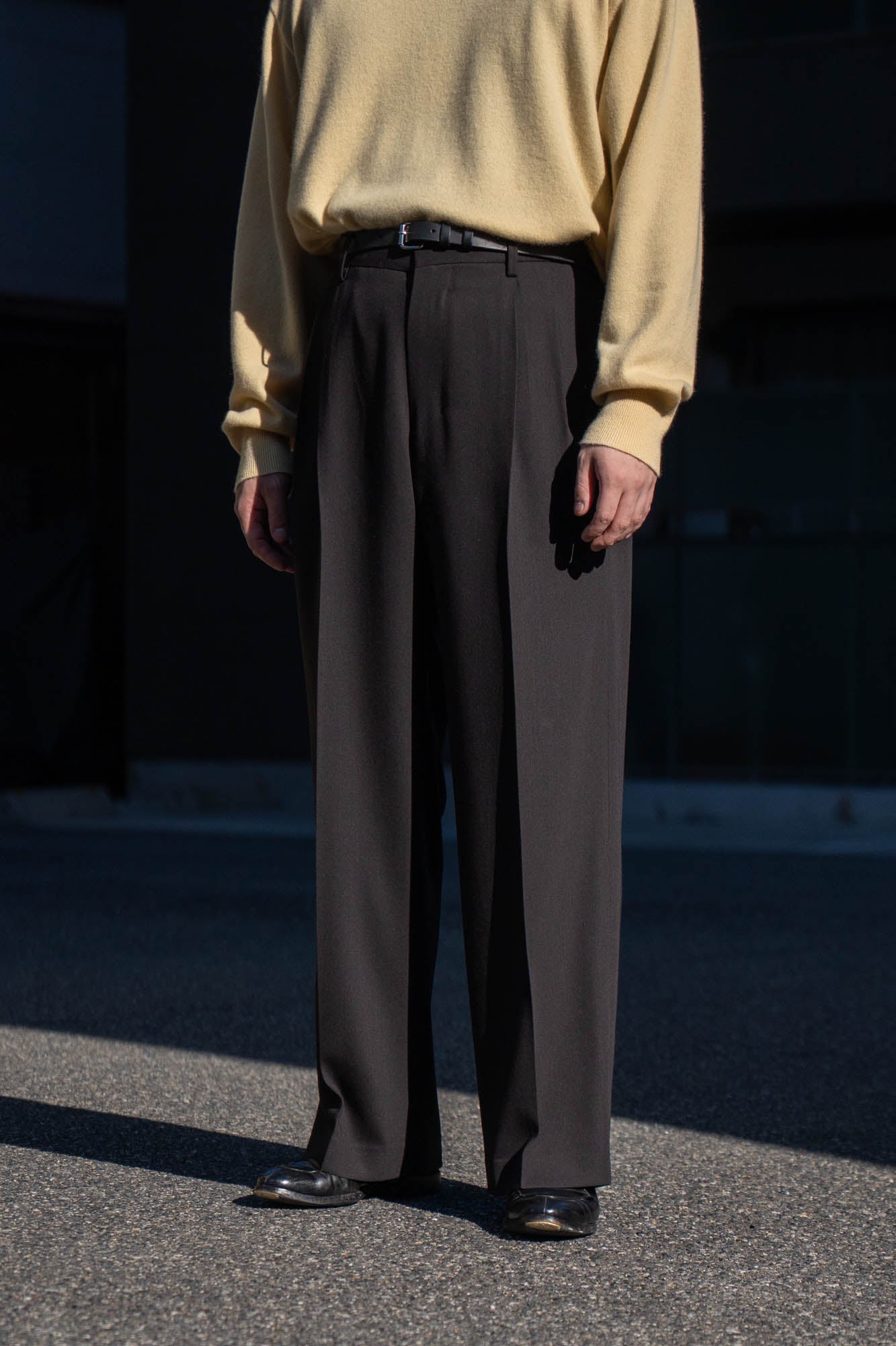 TWO TUCKS WIDE TROUSERS
