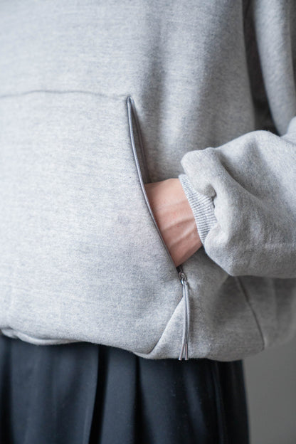THE SWEAT HOODIE