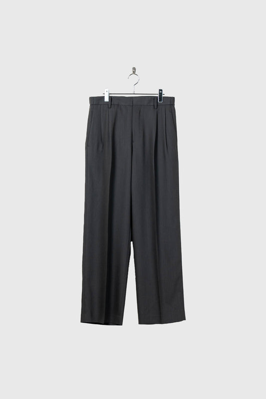 TWO-TUCKS WIDE TROUSERS