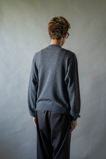 Wool knit cardigan for sign