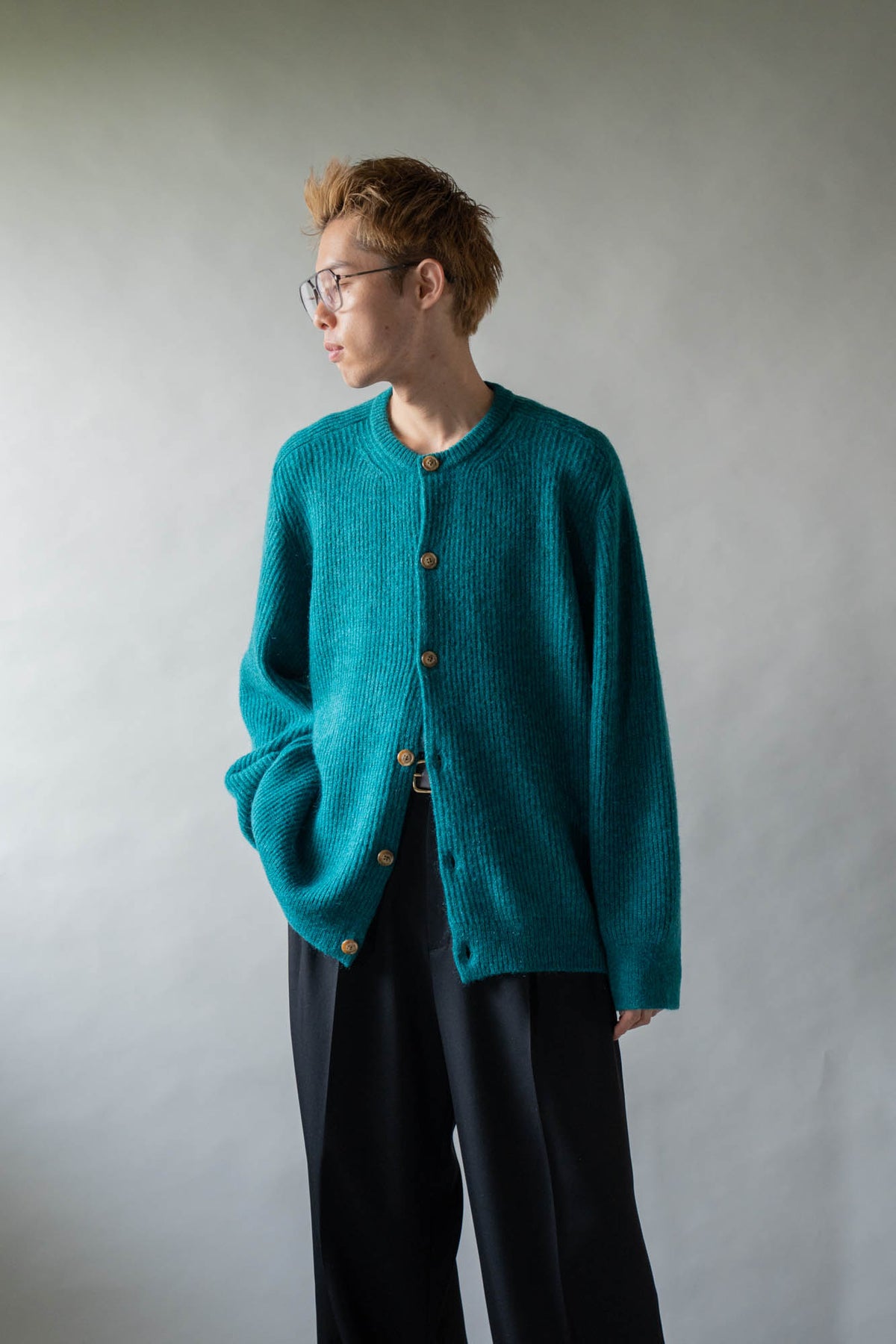 CREW-NECK KNIT CARDIGAN