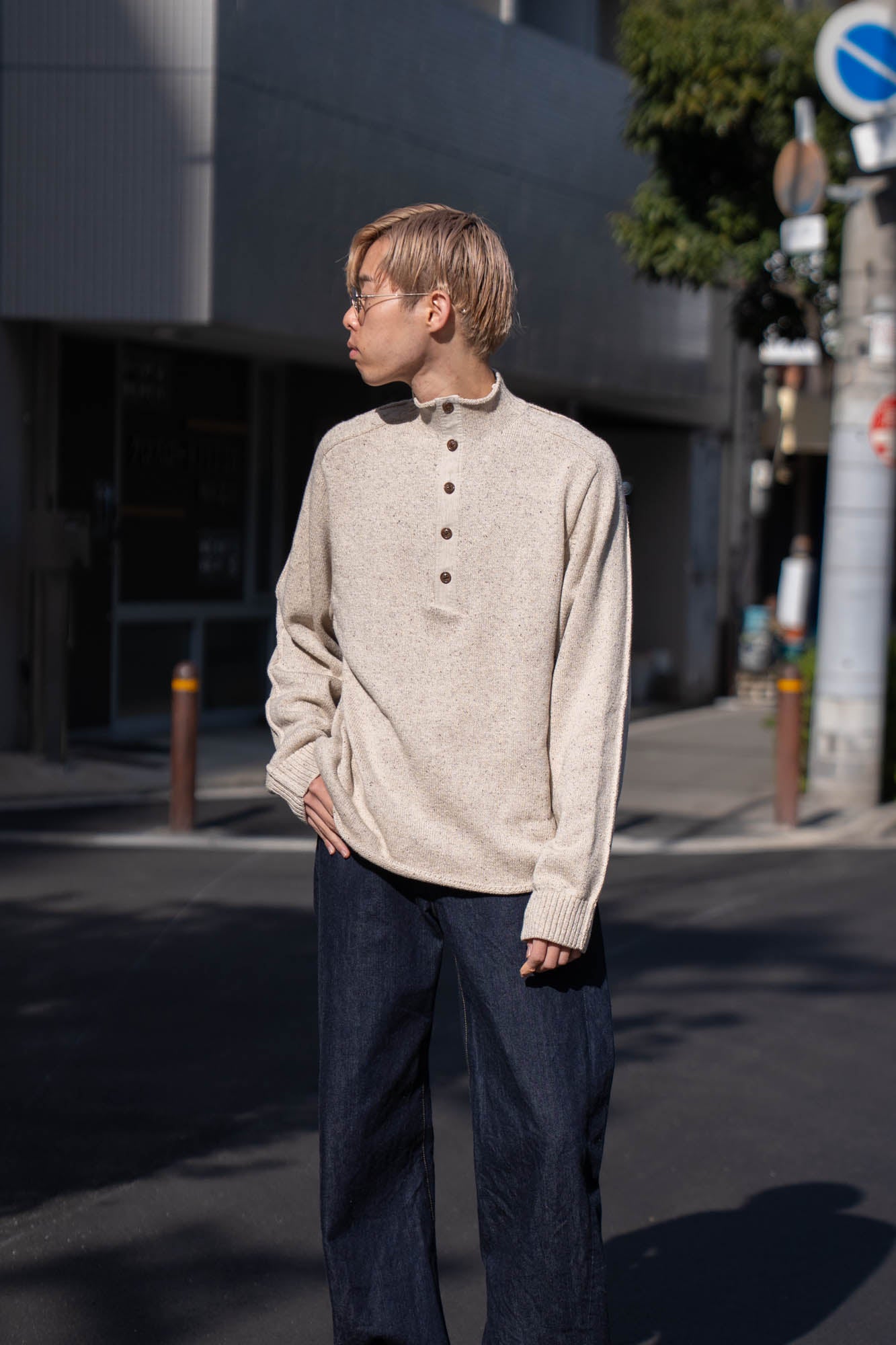 BOTTLE-NECK KNIT PULLOVER