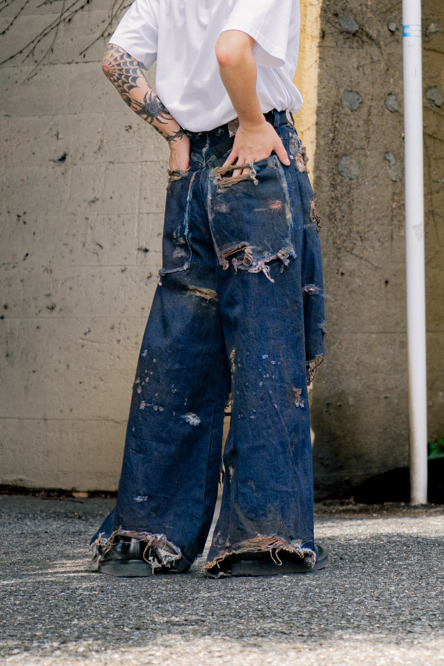 EXPLODED gout denim