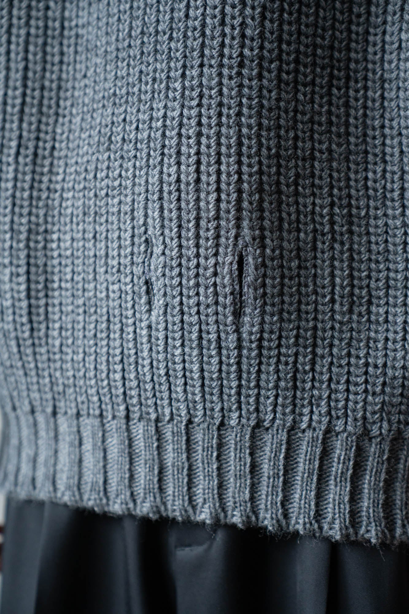 Belt. Slit Knit in Merinos d`Arles
