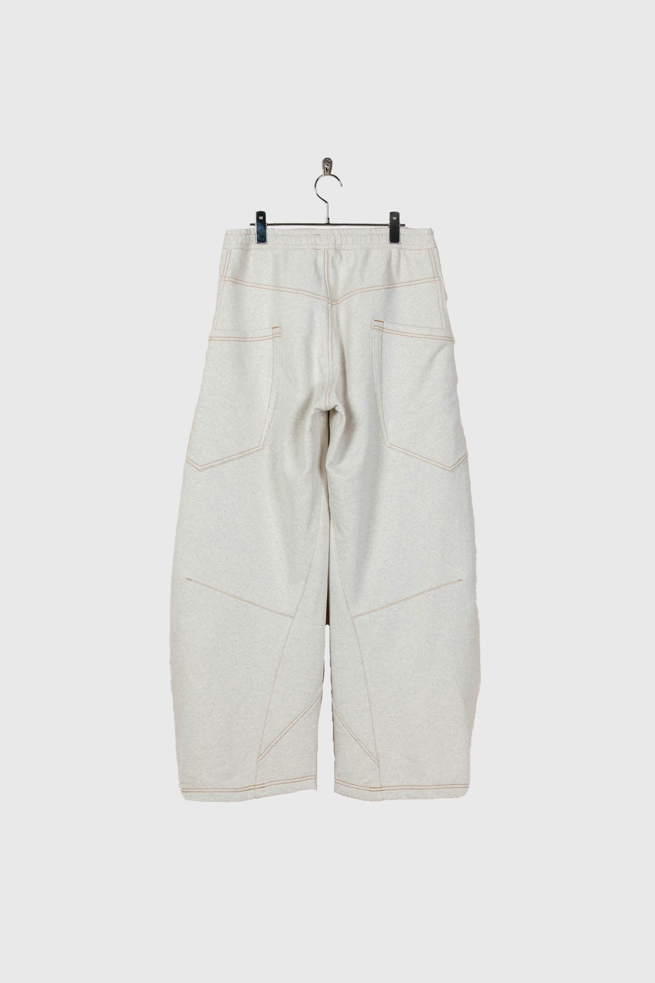 3D cutting sweat pants