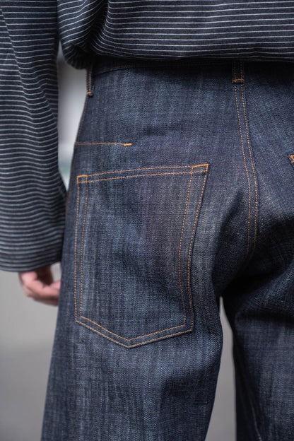 3D TWISTED WIDE LEG JEANS