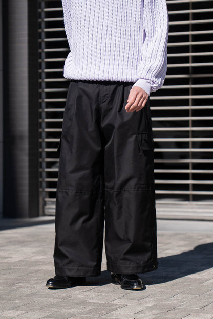 Giza cotton cargo tuck pants