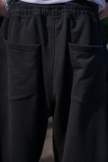 Pleated Balloon Sweat Shorts