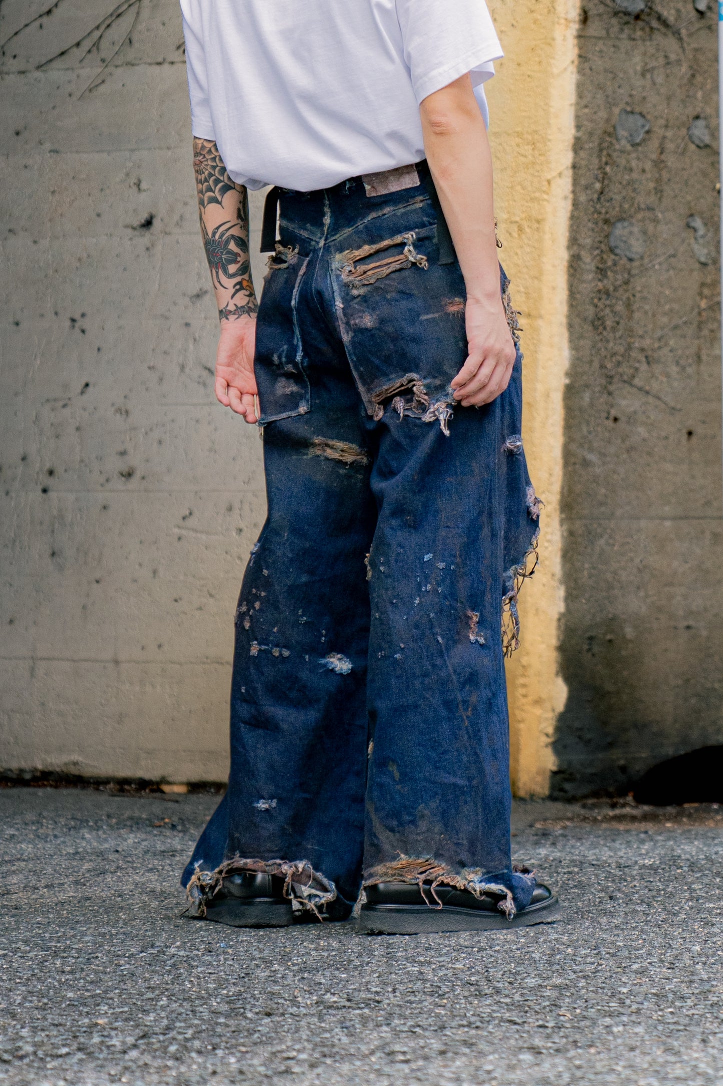 EXPLODED gout denim