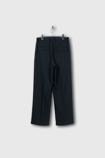 TWO-TUCKS WIDE TROUSERS