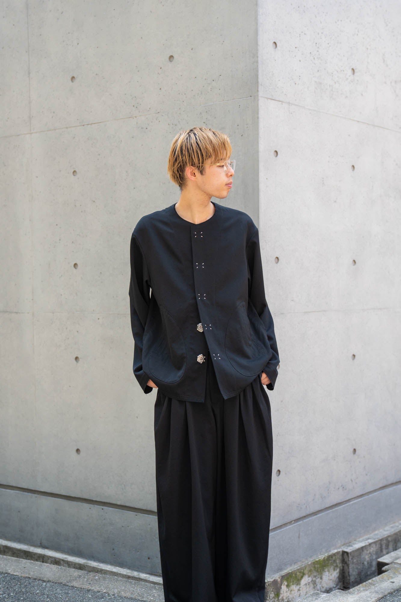 No-collar wool gabardine jacket