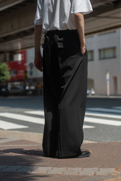 sign別注 TWO TUCKS WIDE TROUSERS