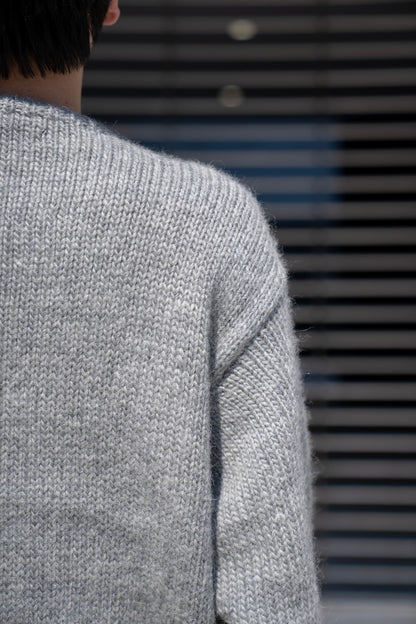 HAND KNITTING SWAETSHIRT