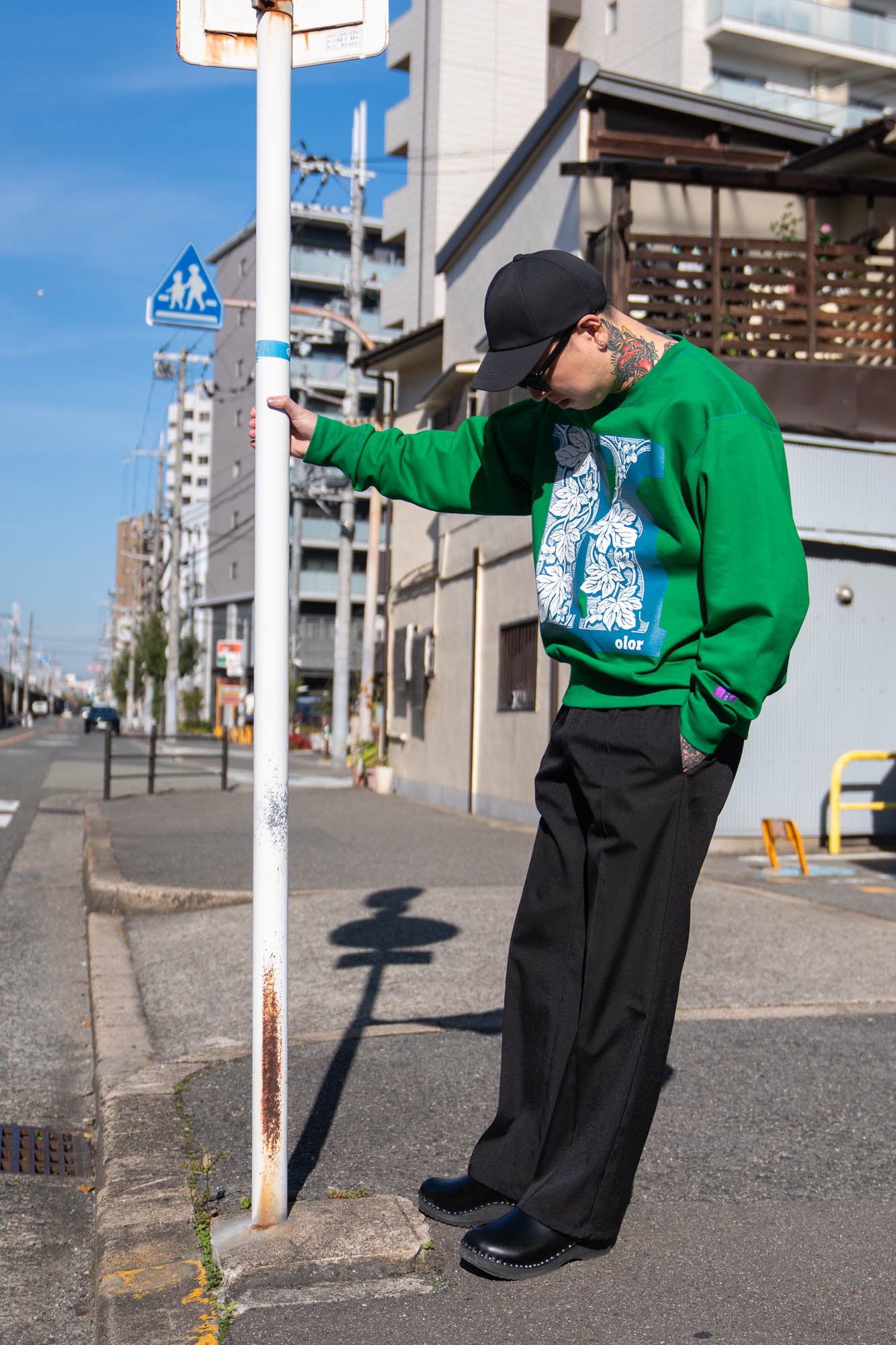 MARK & LONA 蛍光グリーン スウェット MARK & LONA 蛍光グリーン スウェット - メルカリ