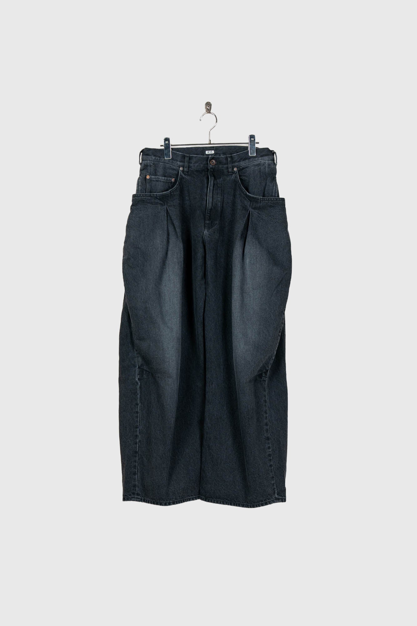 3D cutting denim pants