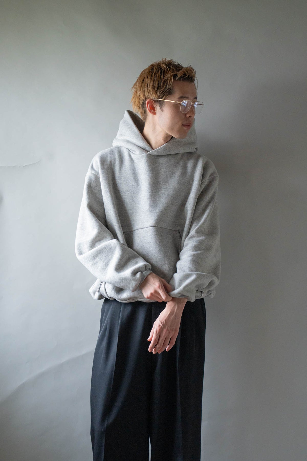 THE SWEAT HOODIE