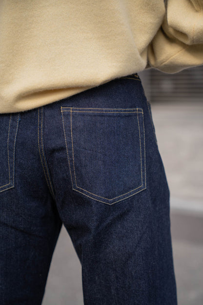 TWIST CUT DENIM JEANS(ST.1397)