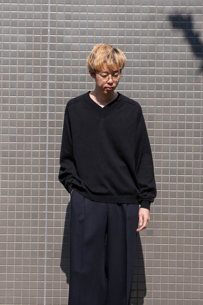 V NECK JUMPER