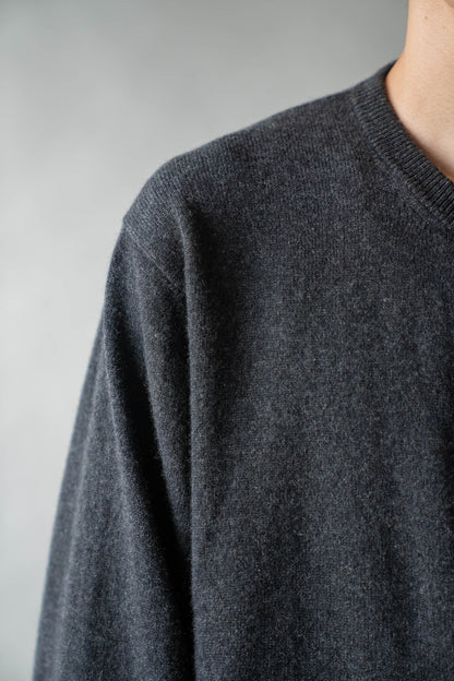 CASHMERE CREW NECK CARDIGAN .16