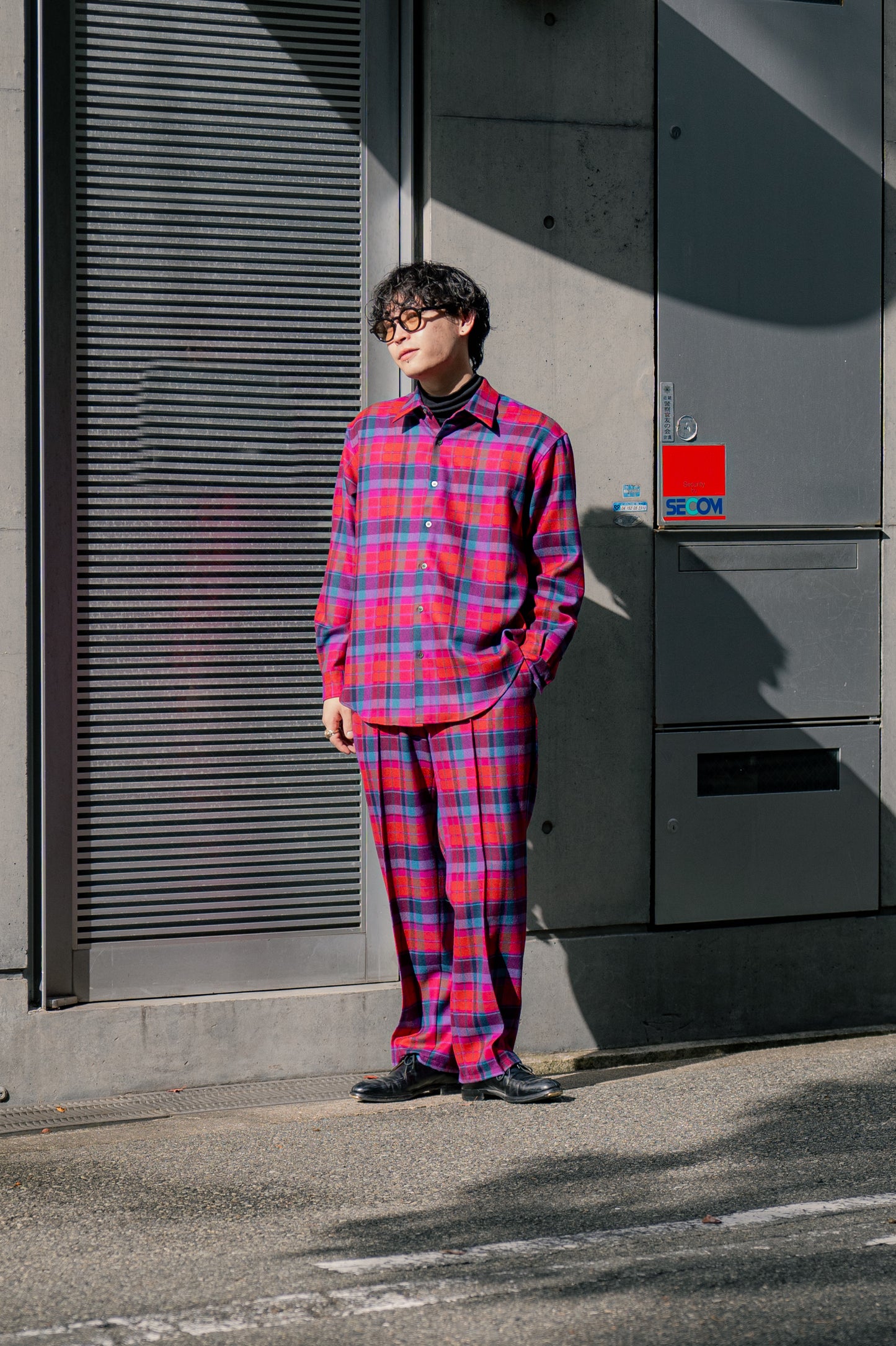 Wool Check Pin Tuck Easy Trouser