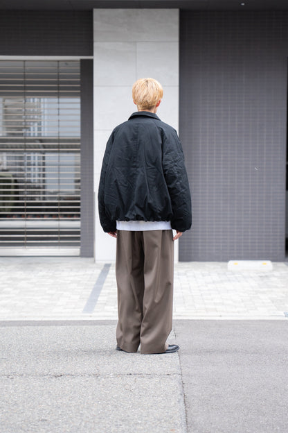 WIDE SQUARE ZIP UP DOWN JACKET