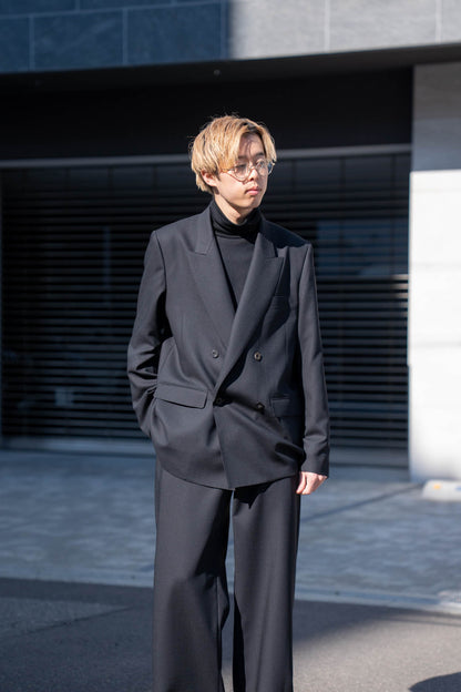 DOUBLE BREASTED TAILORED JACKET