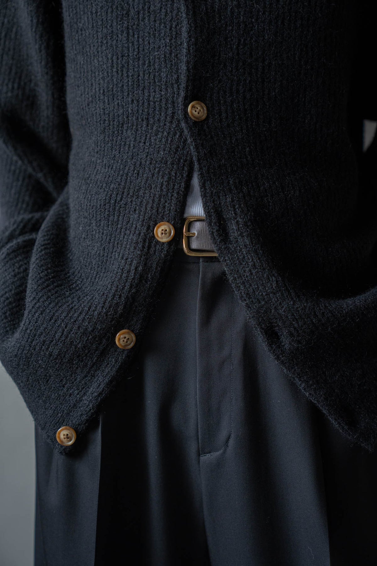 CREW-NECK KNIT CARDIGAN