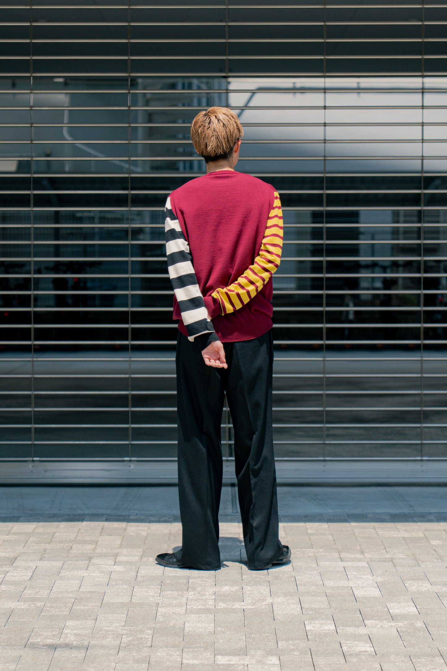 COTTON CASHMERE BORDER SLEEVE SWEATER