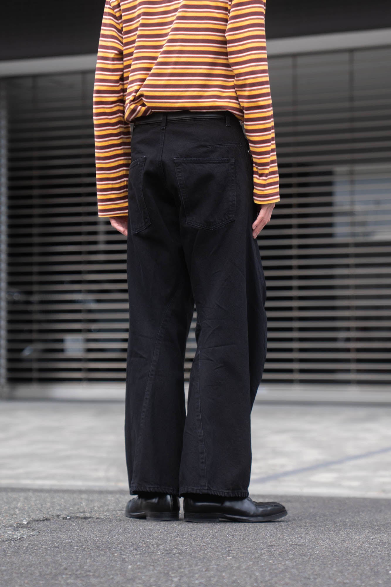 3D TWISTED WIDE LEG JEANS