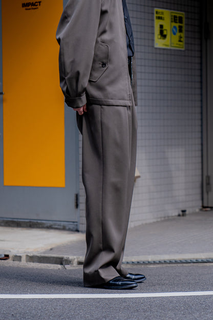 INVETED PLEATS TROUSER