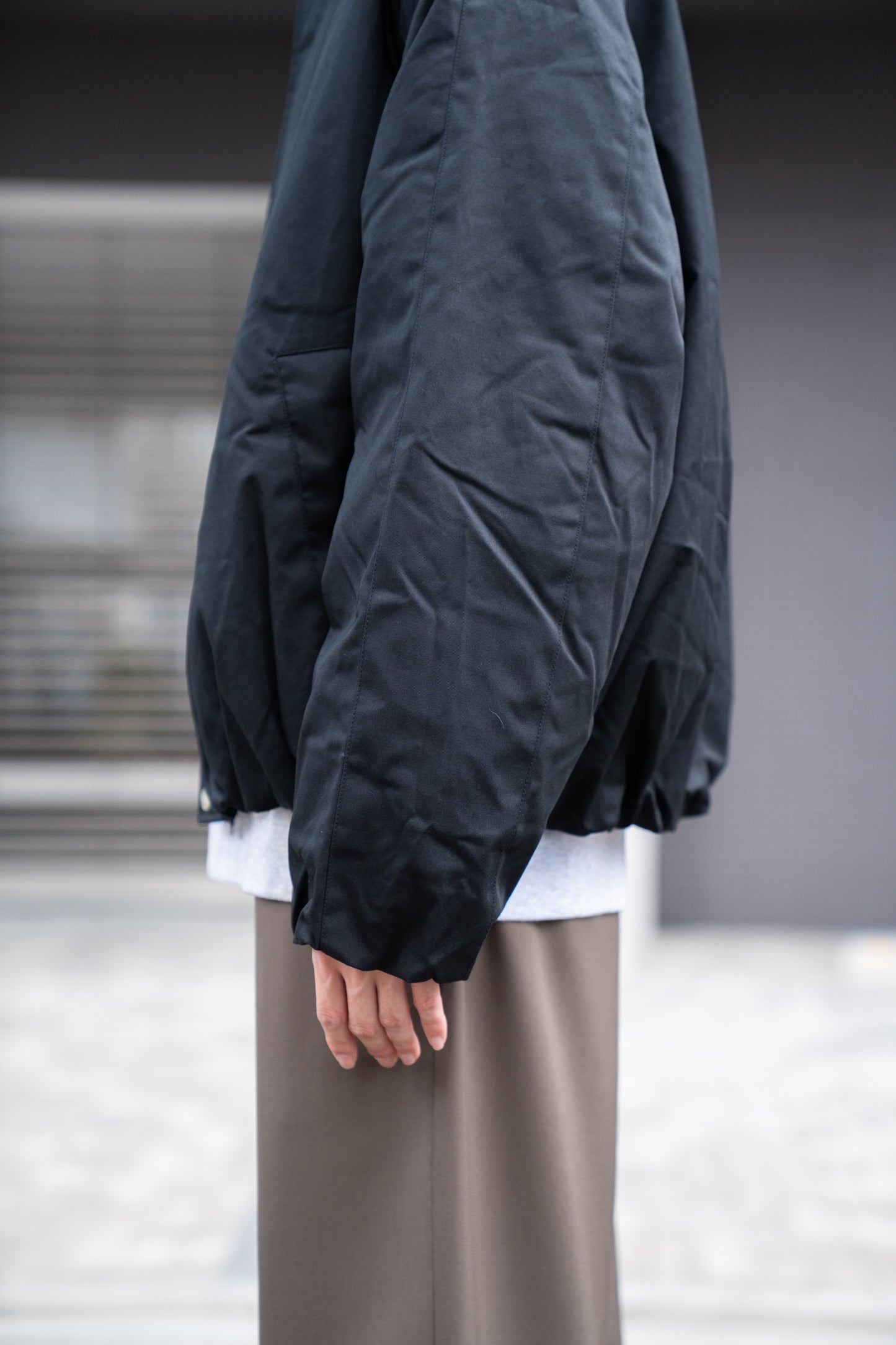 WIDE SQUARE ZIP UP DOWN JACKET