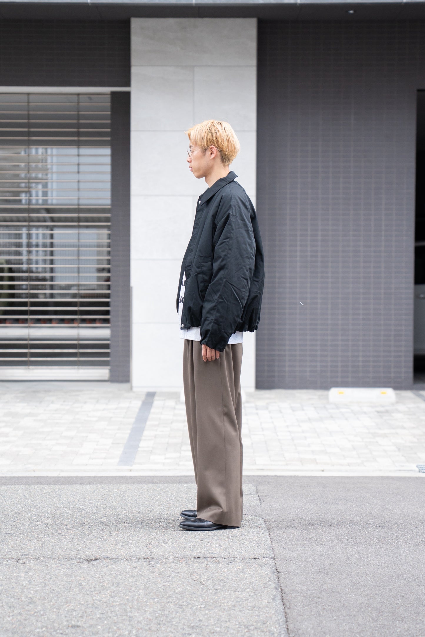 WIDE SQUARE ZIP UP DOWN JACKET