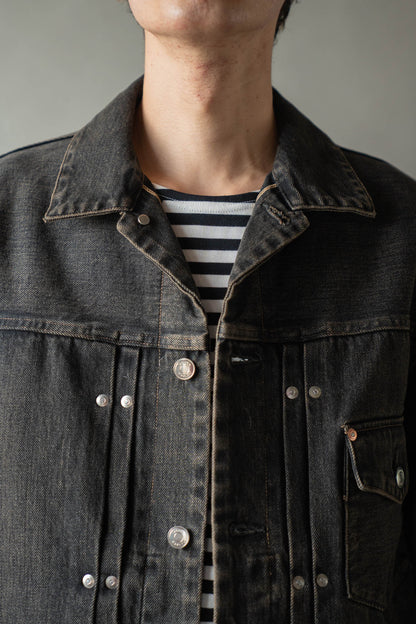 THE JEAN JACKET