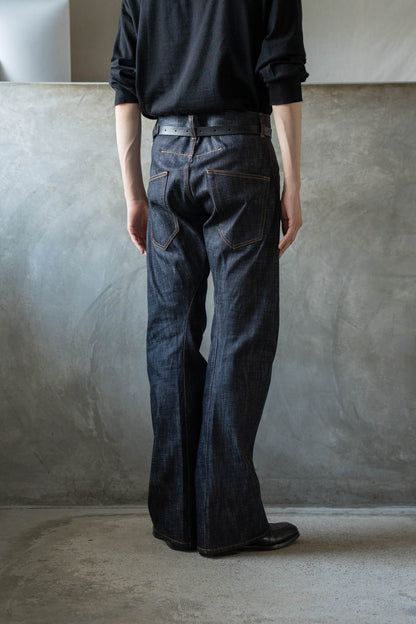 3D TWISTED JEANS