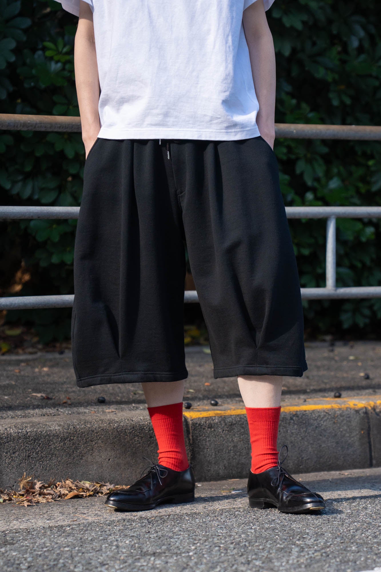 Pleated Balloon Sweat Shorts