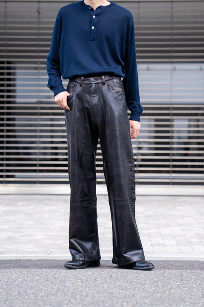 CRACKING COATED WIDE PANTS .14