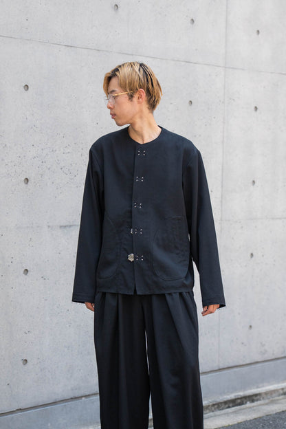 No-collar wool gabardine jacket