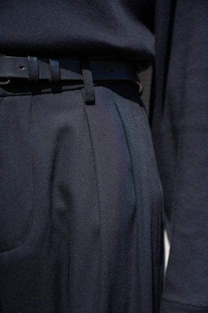 TWO TUCKS WIDE CARGO PANTS