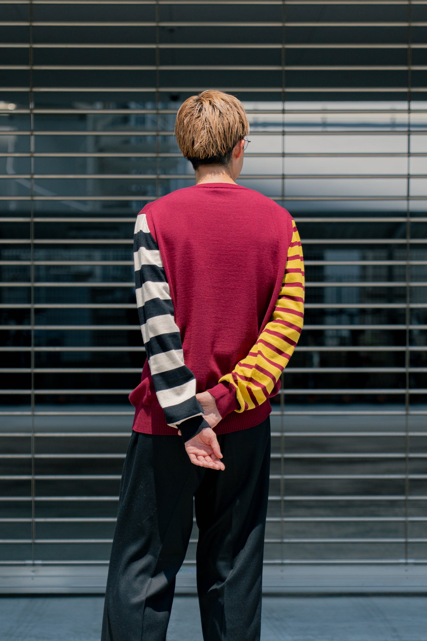 COTTON CASHMERE BORDER SLEEVE SWEATER