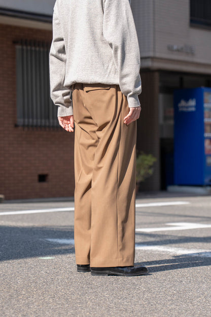 TWO TUCKS WIDE TROUSERS