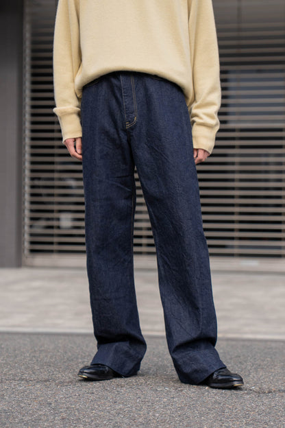 TWIST CUT DENIM JEANS(ST.1397)